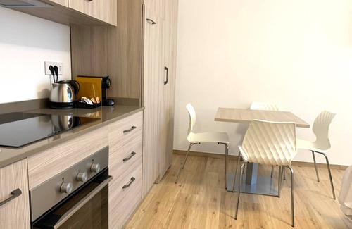 Tirano Apartamento | Bernina Suites -2min walk to Bernina Exp