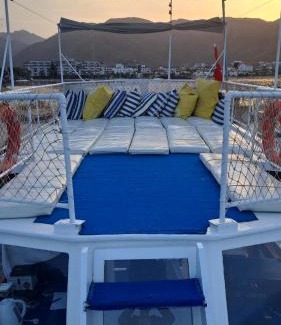 Icmeler Alquiler De Eote | Berrak1 private yacht