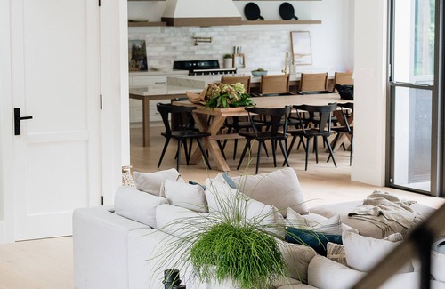 Berry Casa | Berry Luxury Barn House