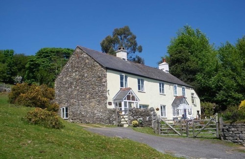 Widecombe in the Moor Cabaña | Berrywood Cottage: Rustic Charm Amidst Moorland Beauty