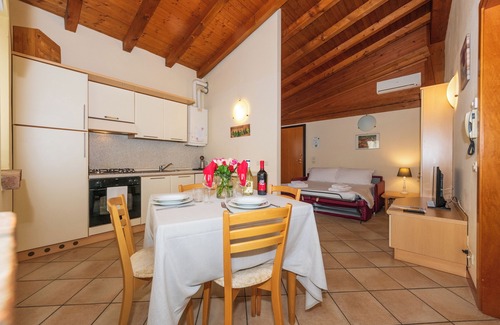 San Benedetto di Lugana Casa | Bertoletta Village Apartments