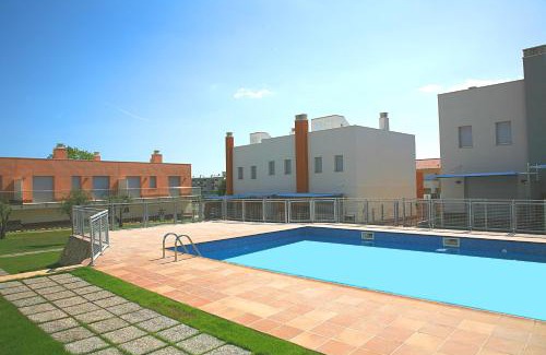 Creixell Casa | Bertur Via Augusta