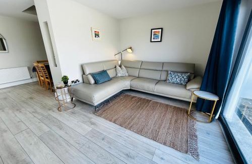 Liscannor Casa | Beside the sea & minutes from Cliffs-Clahane Shore Lodge
