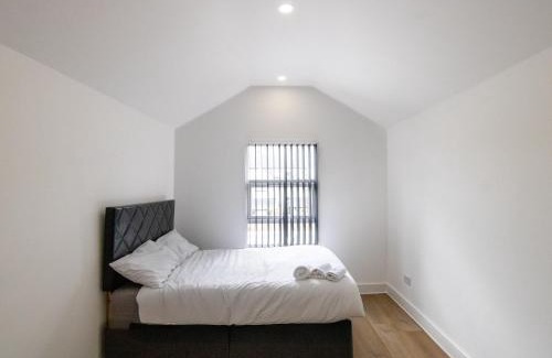Adamsdown Apartamento | Best 2BR Flat in Cardiff Near Town Centre