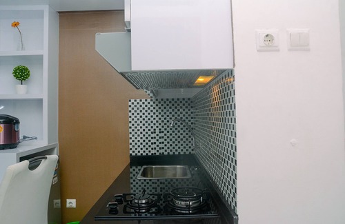 Pekayon Jaya Apartamento | Best and Brand New 2BR Kemang View Apartment
