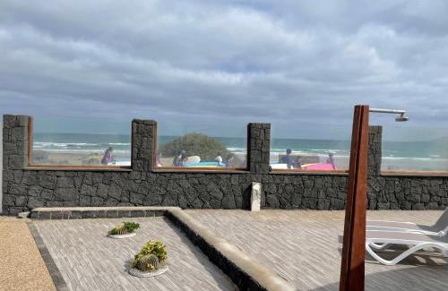 Urbanización Famara Casa | best beach house in Lanzarote