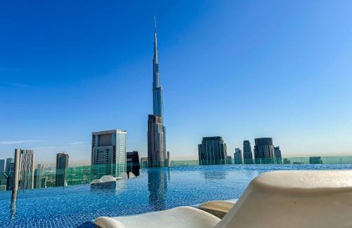 Downtown Dubai Apartamento | Best Burj Khalifa view balcony apartment with 64th floor infinity Pool in Paramount Hotel Midtown