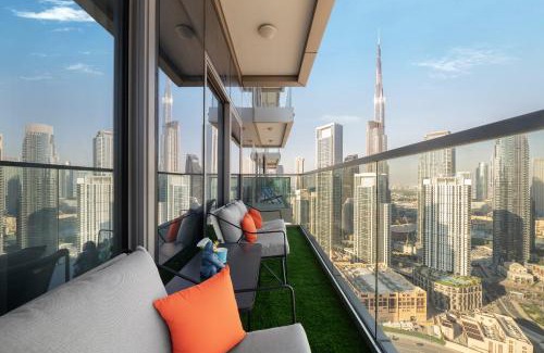 Downtown Dubai Apartamento | Best Burj Khalifa view balcony apartment with 64th floor infinity Pool in Paramount Hotel Midtown