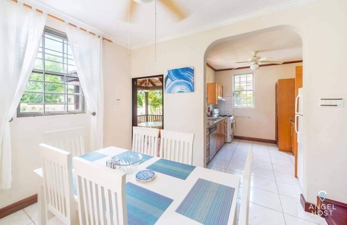 Gall Hill Casa | Best for Groups Townhome w/ Pool & Walk to Beach