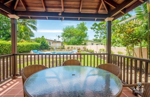 Gall Hill Casa | Best for Groups Townhome w/ Pool & Walk to Beach