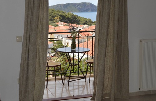Pylos Apartamento | Best House Sea View Apartment