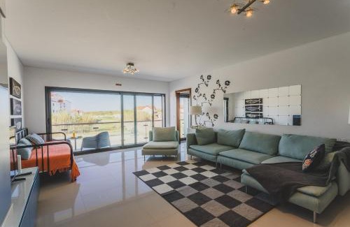 Ferrel Apartamento | Best Houses 03 - Deluxe Two Bedrooms and Pool - Design Apartment