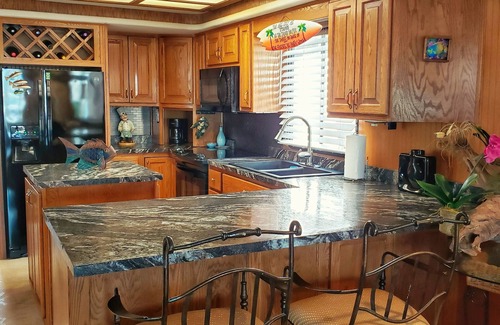 Key Largo Alquiler De Eote | ¡El secreto mejor guardado! House Boat 70 'lo tiene todo!
