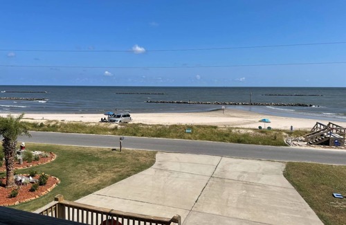 Lakeview  Jefferson County Casa | Best Kept Secret on the Cajun Riveria, near Holly Beach