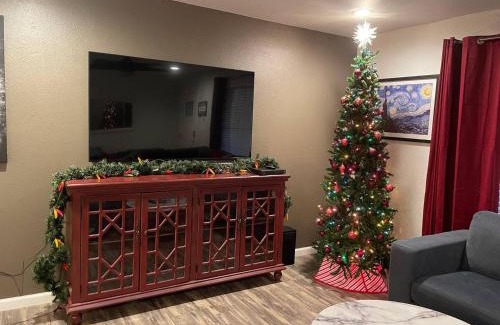 Mead Casa | Best Kitchen In Texoma! New! Playroom!
