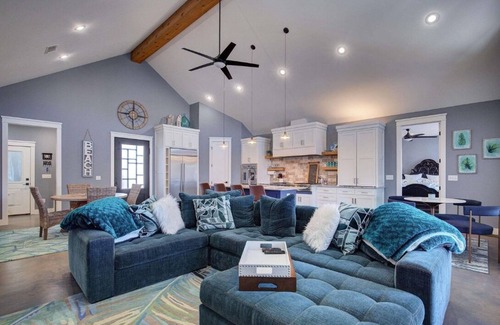 Dogwood Casa | BEST LAKEHOUSE IN EAST TEXAS !!