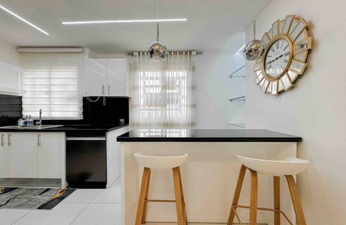 Renacimiento Apartamento | @Best Location 3BR 3.5BA AC Gym