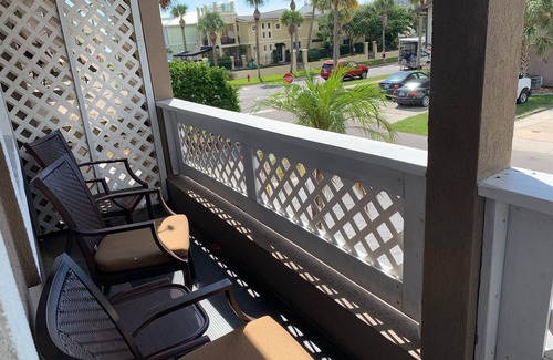 Neptune Beach Casa | Best location at beach! 3/2 TH 2 ocean view balconies. Modern!