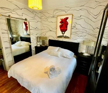 Union City Apartamento | BEST LOCATION FOR NYC VISITORS 2 BEDROOMS SUBWAY 20 STEPS AWAy BEST OPPORTUNITY EVER