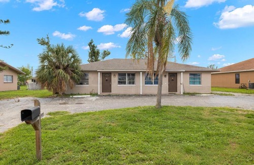 Caloosahatchee Apartamento | Best location in Cape Coral!