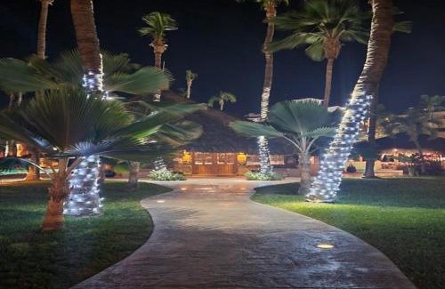El Médano Ejidal Apartamento | Best Location in Medano Beach -Marina Sol LRG 2 Bed Steps to Beach, Downtown & Marina