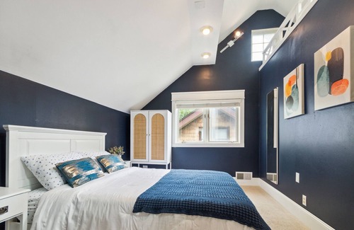 Madison Casa | Best Location in the Heart of Madison!! Pet-Friendly and Perfect for Remote Work