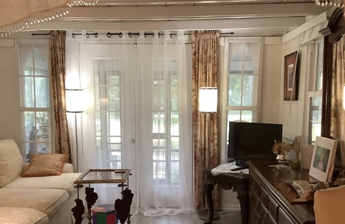 Jamesport Casa | Best location on North Fork Walk to beaches, town, restaurants, wineries.