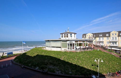 Wangerooge Apartamento | Bestlage en Wangerooge con vistas al mar, nuevo en 2016, balcón, equipo de primera