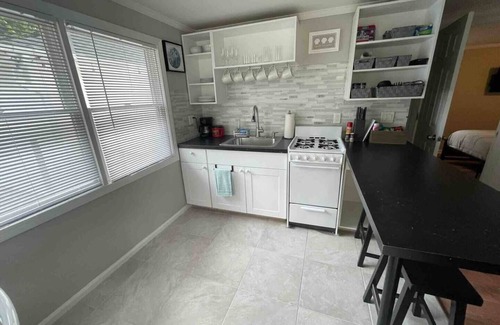 Momauguin Casa | BEST Location-Spacious Luxury Oasis-Free Wine