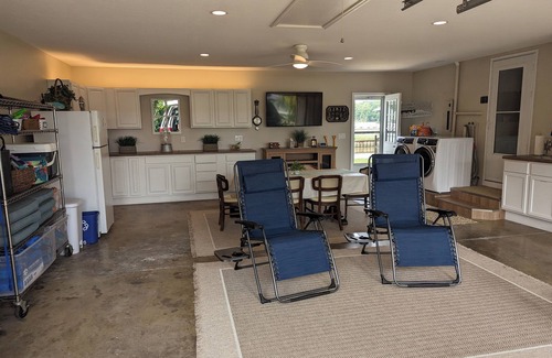 Huron Casa | BEST LOCATION Water Front.Private Dock.Canoe.Kayak.PaddleBoard,GolfCourseCommnty