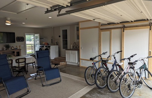 Huron Casa | BEST LOCATION Water Front.Private Dock.Canoe.Kayak.PaddleBoard,GolfCourseCommnty