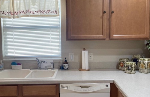 Virginia Trace Casa | Best Locaton in The Villages Walking Distance to Lake Sumter Landing