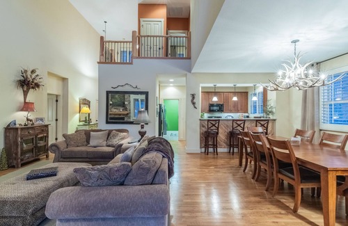Bear Lake Reserve Casa | "Best mountain view" Enjoy the lake and mountains at this 5 star resort.