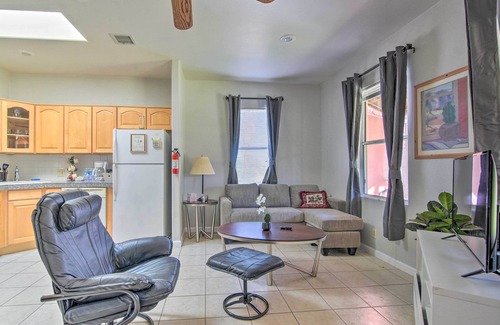 Eleven Mile Corner Apartamento | 'Best Night's Sleep' Apt Near Skydive Arizona
