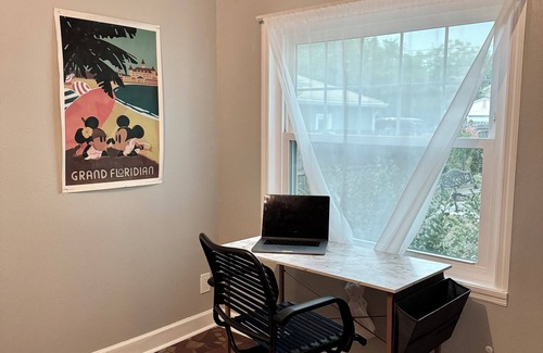 Crescent Heights Casa | Best of everything in St. Petersburg, FL - not affected by the hurricanes!