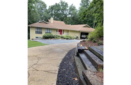 Johns Creek Casa | Best of Johns Creek, Sleep 7, Entire Basement over 2000 SQF