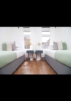 Cribbs Causeway Casa | Best place to stay in Bristol