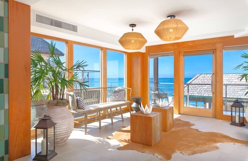 Carlsbad Village Hotel | Best Place to Unwind! Beachfront Property w/ Outdoor Pool, Free Breakfast!