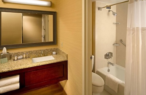 Gatlinburg Hotel | Best Place to Unwind! Private Balcony, Indoor Pool, Parking, Pet-Friendly!