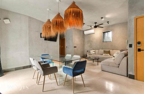 Área de la calle 12 Apartamento | Best Spot on 5th Ave - 2BR with King Beds & Style