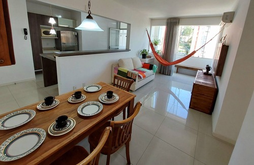 Centro Alquiler De RV | Best value for money in the center, 2 bedrooms, 4 people, queen bed, garage, air conditioning