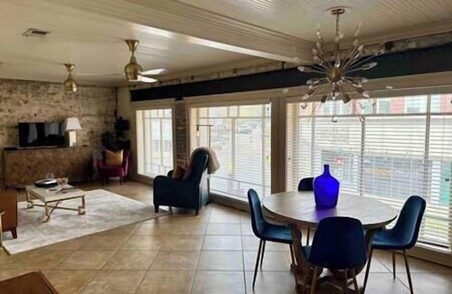 Laurel Apartamento | *Best view downtown*, Center of it all