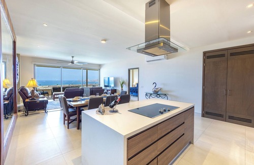 Colonia El Progreso Condominio | Vista al mar, perfecta ubicación