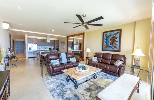 Colonia El Progreso Condominio | Vista al mar, perfecta ubicación