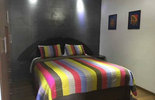 Cochabamba Apartamento | Best View in the City. Lovely 2-bedroom apartment with WiFi in Cochabamba