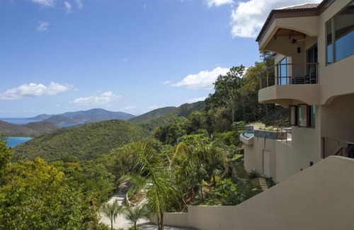 Estate Hammer Farm Casa | CINNAMON HILL LUJOSA CASA