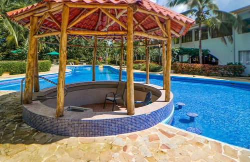 Damas Casa | Lovely condo near town & nature w/shared pool, volleyball, & balcony views