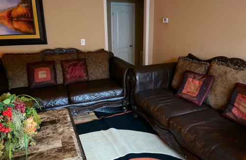 Normal Casa | Best VRBO in Huntsville, Alabama: Charming Private Room Close to Everything