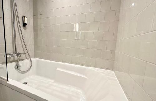 Saint-Ouen Hotel | Best Western 11BAUER Paris Saint-Ouen