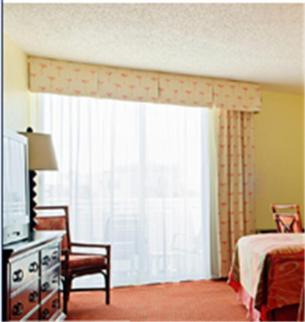 Daytona Beach Shores Hotel | Best Western Aku Tiki Inn